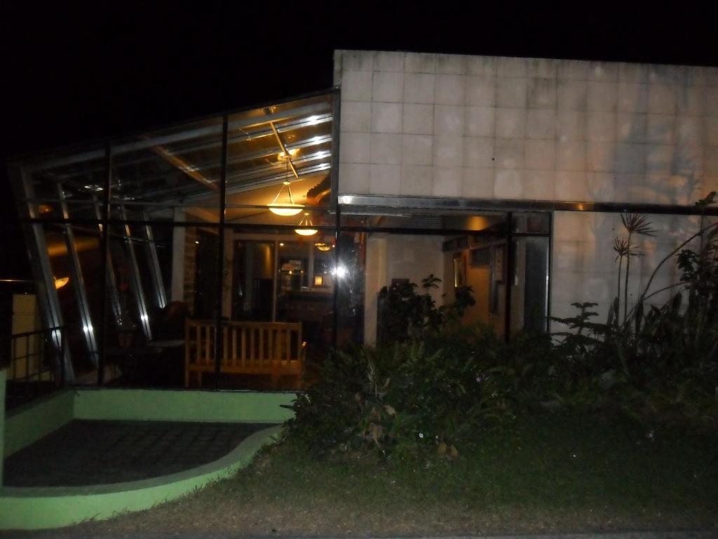 Tagaytay Econo Hotel Tagaytay City ภายนอก รูปภาพ