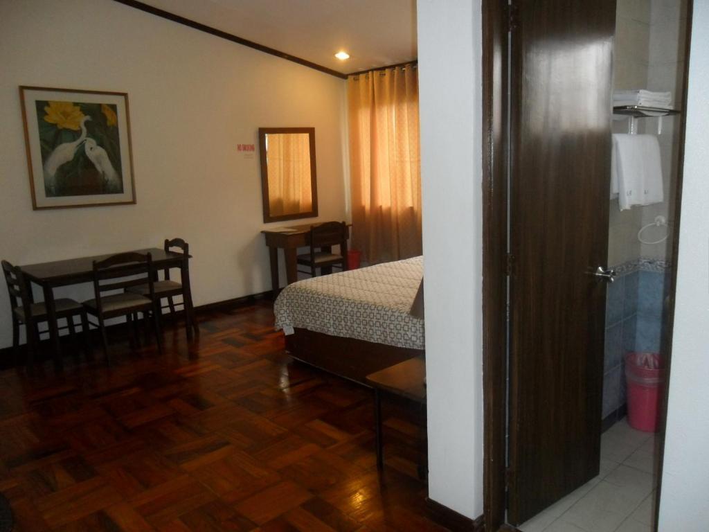 Tagaytay Econo Hotel Tagaytay City ห้อง รูปภาพ