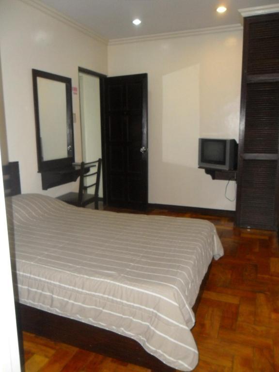 Tagaytay Econo Hotel Tagaytay City ห้อง รูปภาพ