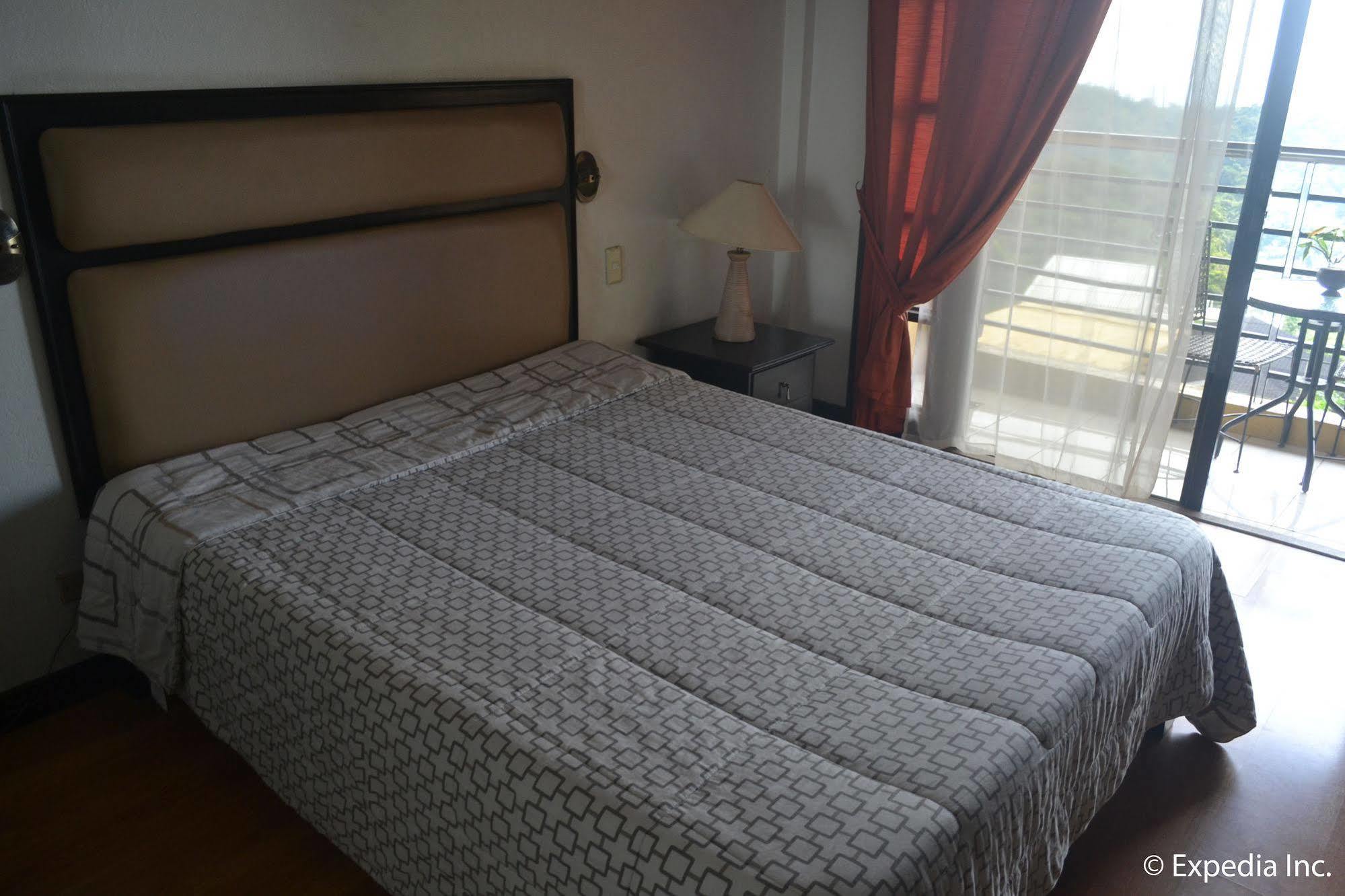 Tagaytay Econo Hotel Tagaytay City ภายนอก รูปภาพ