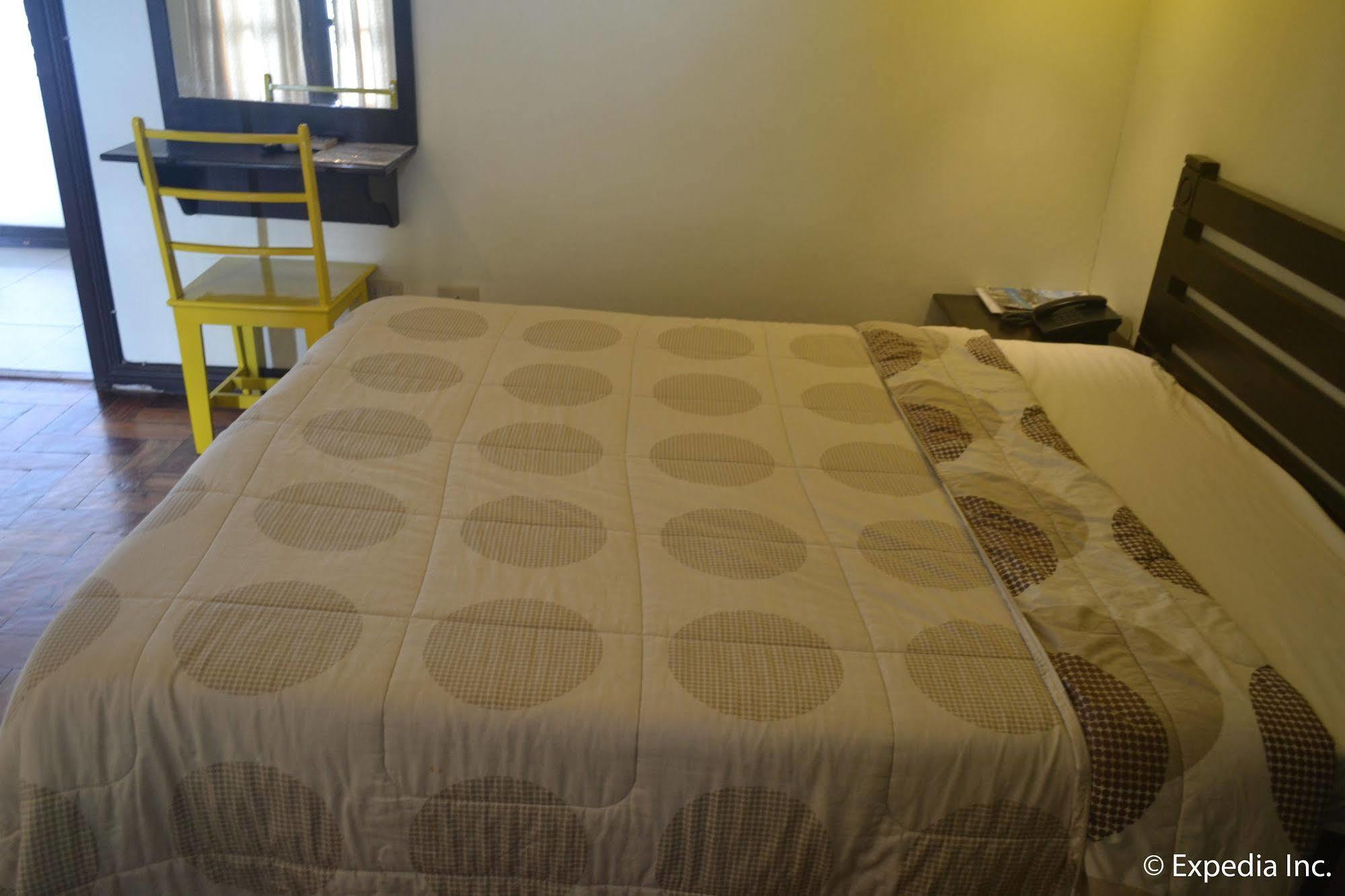 Tagaytay Econo Hotel Tagaytay City ภายนอก รูปภาพ