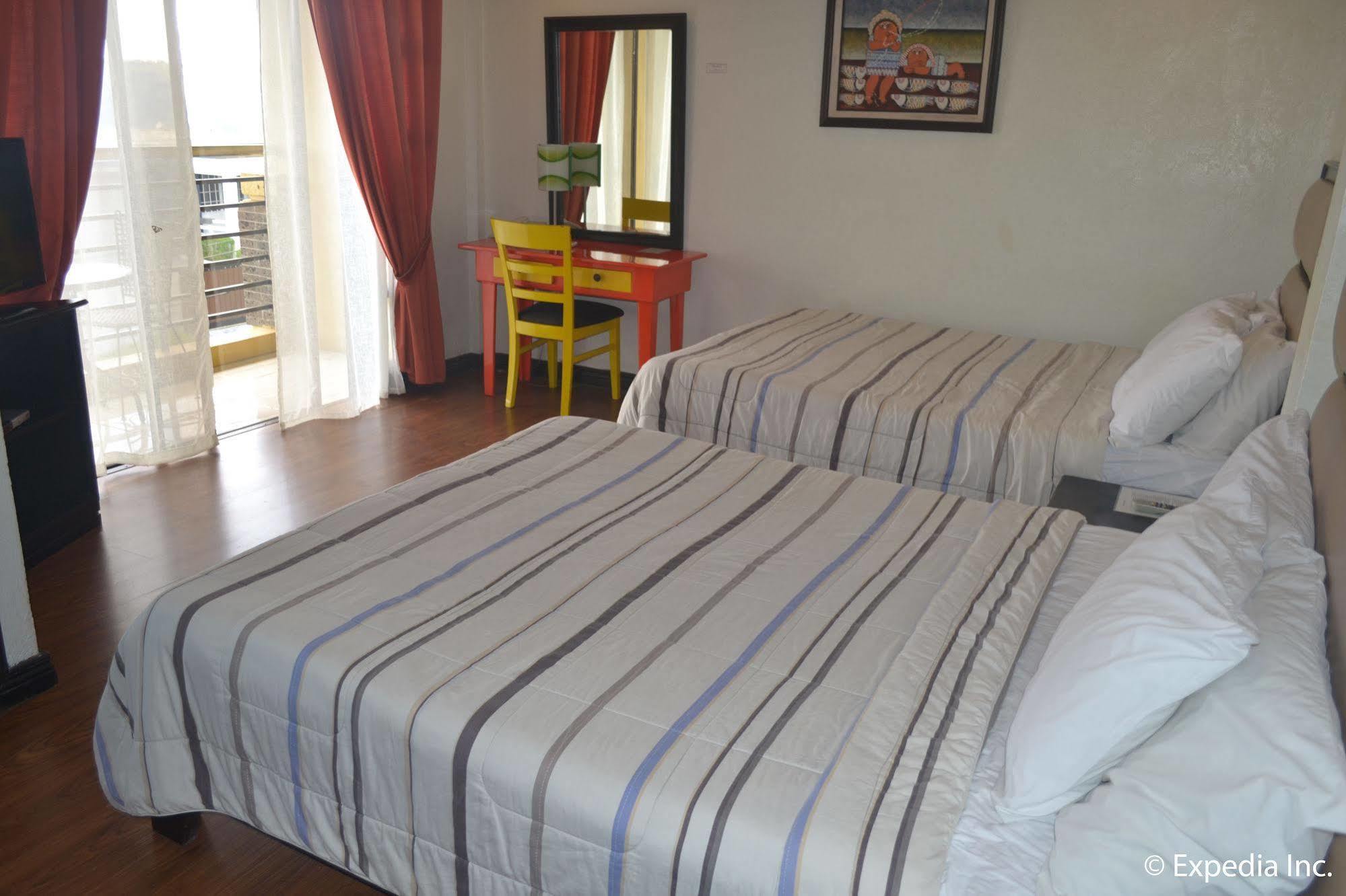 Tagaytay Econo Hotel Tagaytay City ภายนอก รูปภาพ