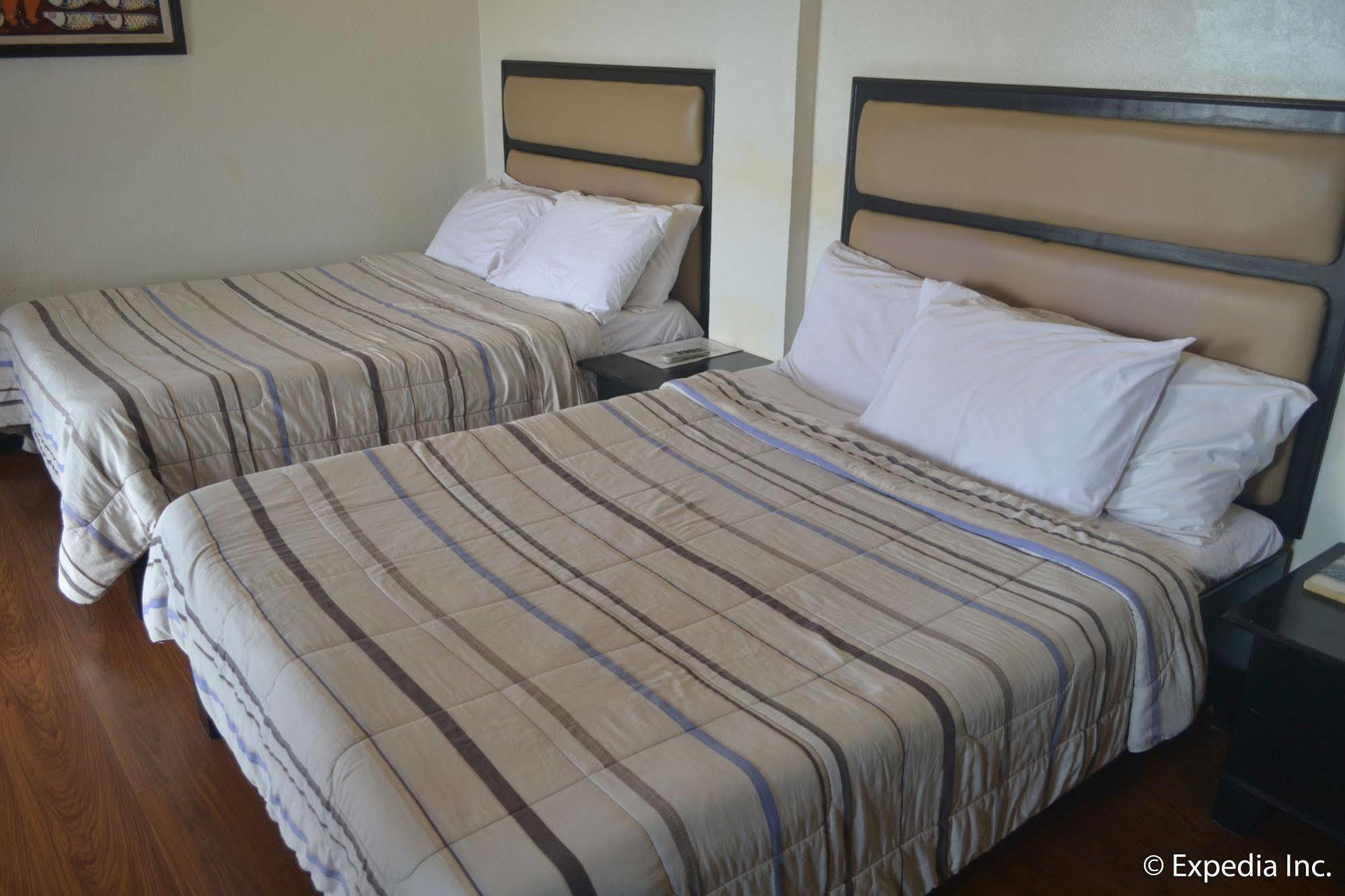 Tagaytay Econo Hotel Tagaytay City ภายนอก รูปภาพ